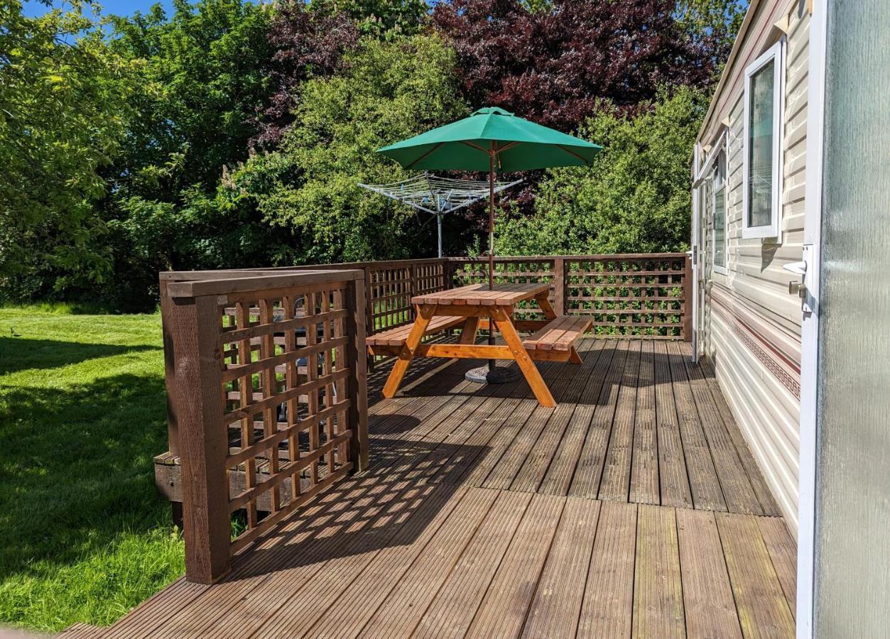 Glebe Farm Holidays Newport  Exteriör bild